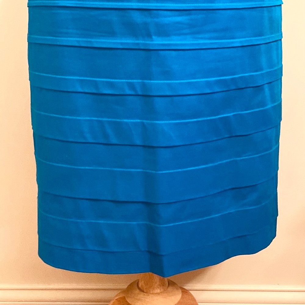 Rafaella Turquoise Blue Tiered Business Casual Stretch Lined Skirt Size 12 - Picture 3 of 10